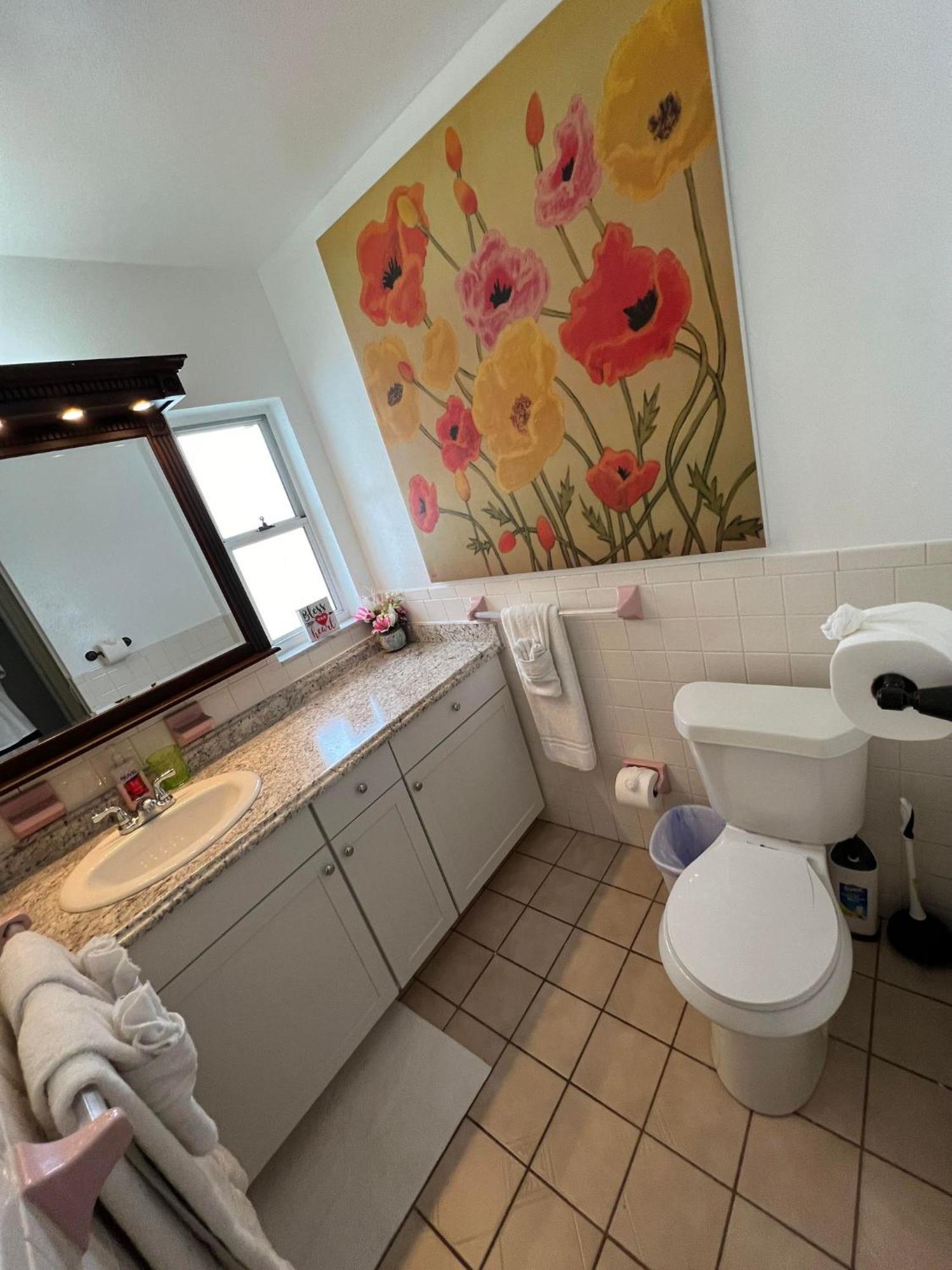 Cozy Private Studio W/Own Yard - 3Mi From Beach Seminole Exterior photo